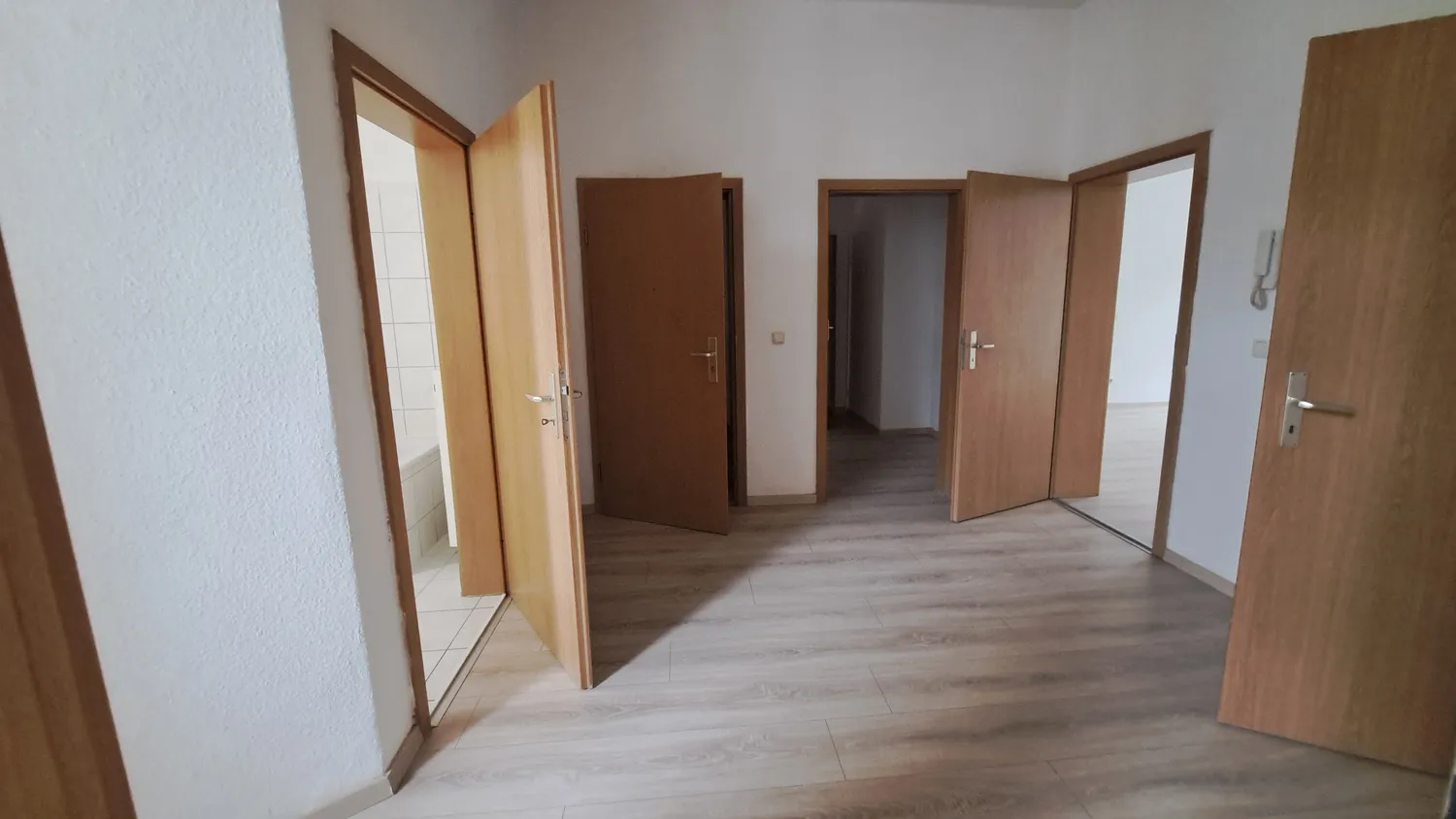 4 Zimmer Wohnung mit 96 m² in Gera – Bild 9