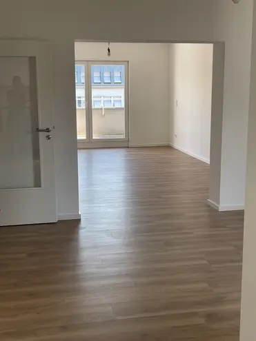 3 Zimmer Wohnung mit 104 m² in Wiesbaden – Bild 5