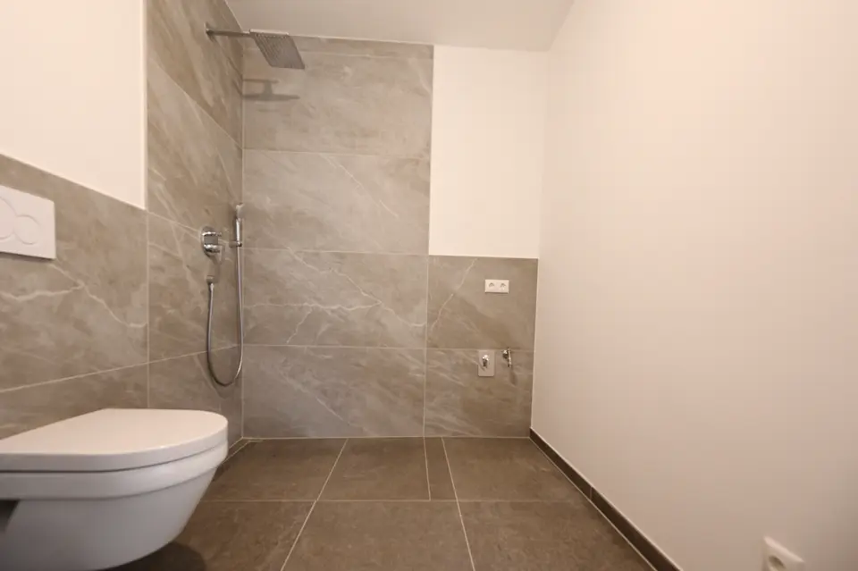 5 Zimmer Wohnung mit 140 m² in Oberursel – Bild 4