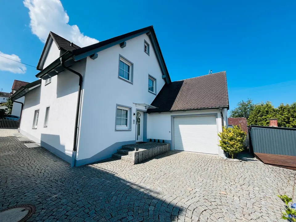 5 Zimmer Haus mit 128 m² in Landshut – Bild 2