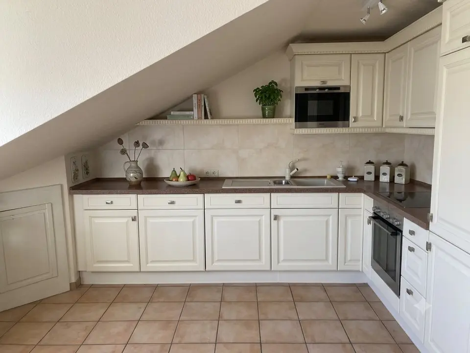 2 Zimmer Wohnung mit 82 m² in Einbeck – Bild 2