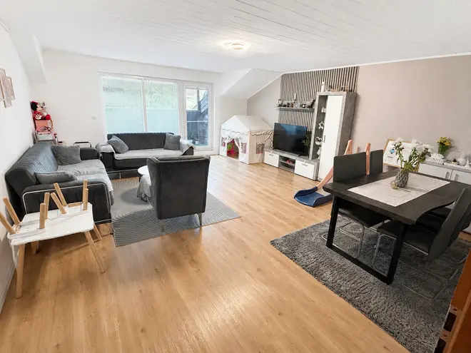 2 Zimmer Wohnung mit 70 m² in Leverkusen – Bild 1
