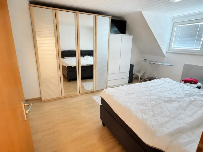 2 Zimmer Wohnung mit 70 m² in Leverkusen – Bild 2