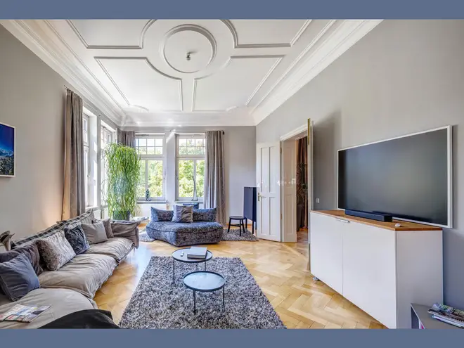 5 Zimmer Wohnung mit 195 m² in München – Bild 1