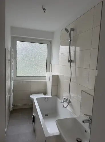 3 Zimmer Wohnung mit 55 m² in Lübeck – Bild 2