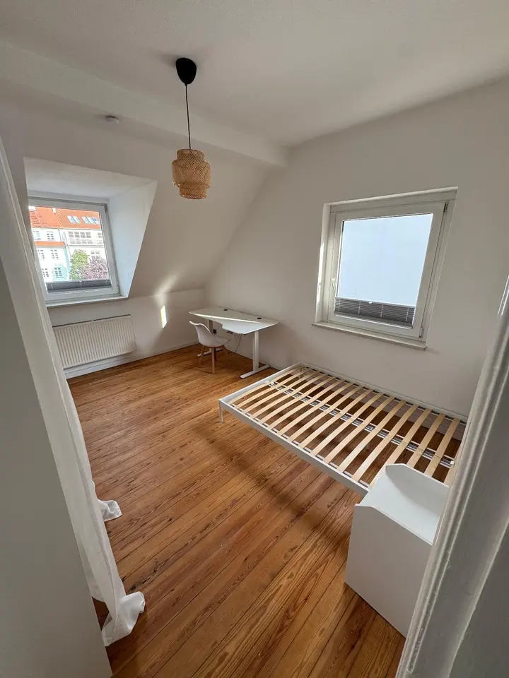 5 Zimmer Wohnung mit 90 m² in Greifswald – Bild 2
