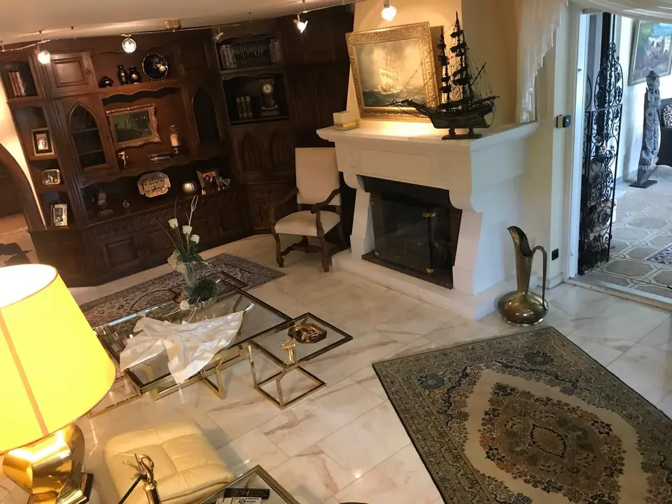 9 Zimmer Haus mit 280 m² in Nürnberg – Bild 10