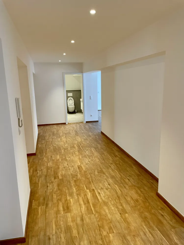 2 Zimmer Wohnung mit 100 m² in Koblenz – Bild 4