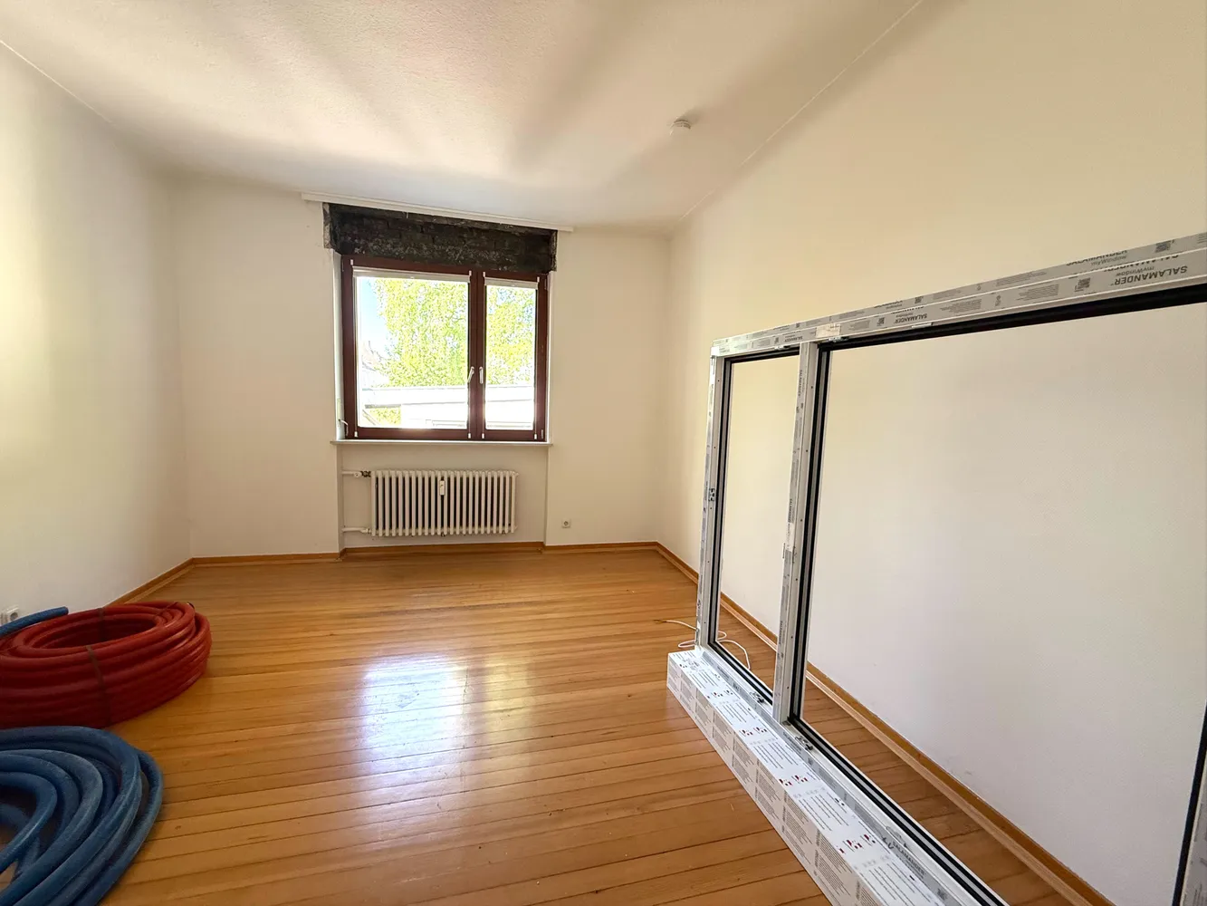 3 Zimmer Wohnung mit 90 m² in Homburg – Bild 2