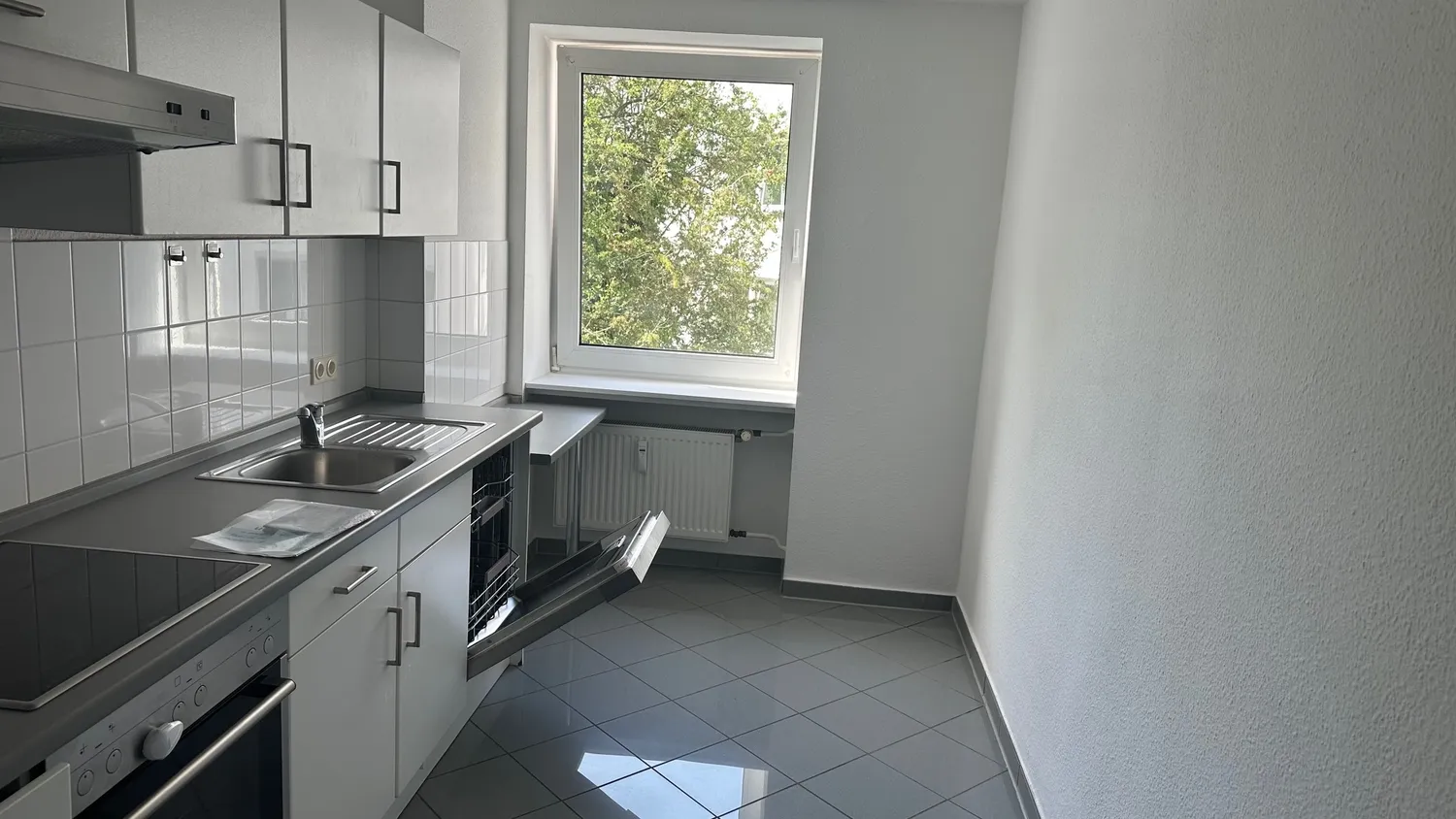 3 Zimmer Wohnung mit 77 m² in Hannover – Bild 1