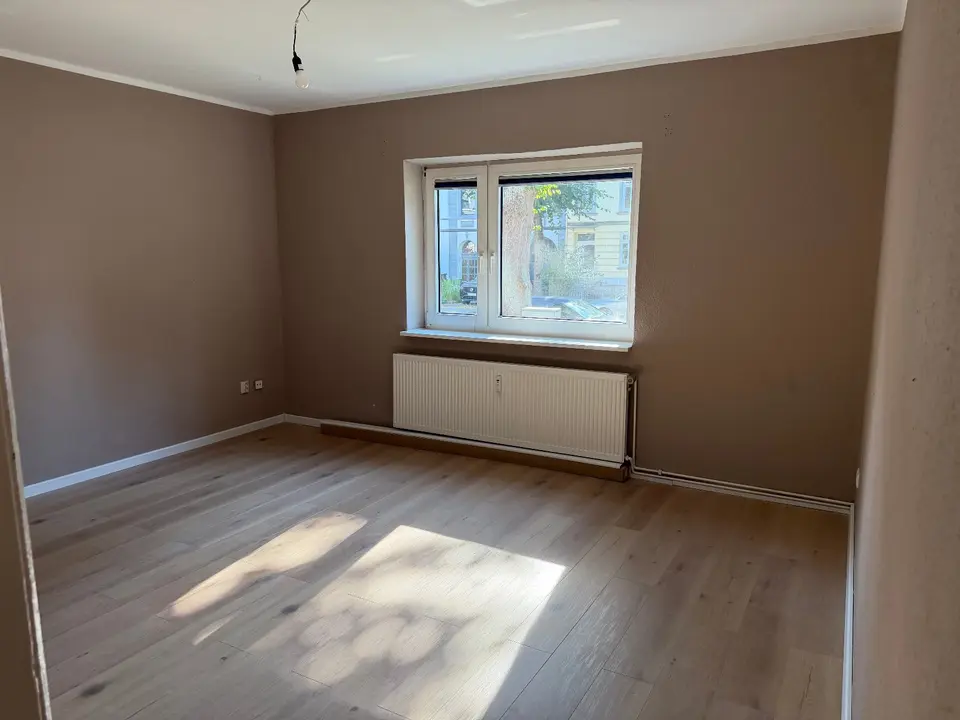 4 Zimmer Wohnung mit 105 m² in Lübeck – Bild 2