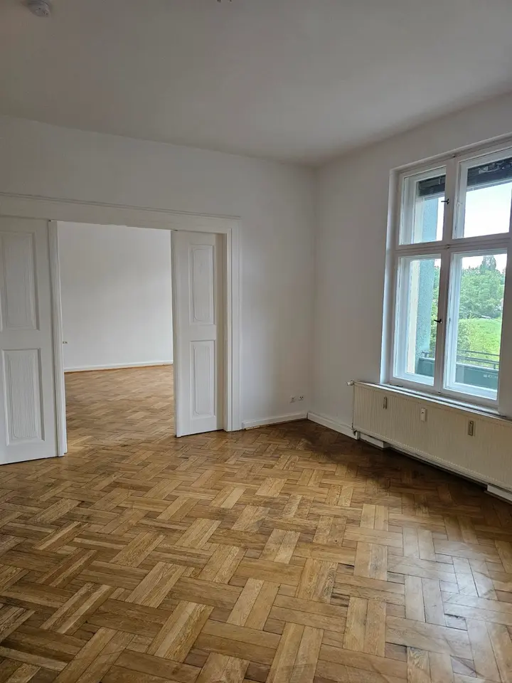 5 Zimmer Wohnung mit 162 m² in Frankfurt (Oder) – Bild 1