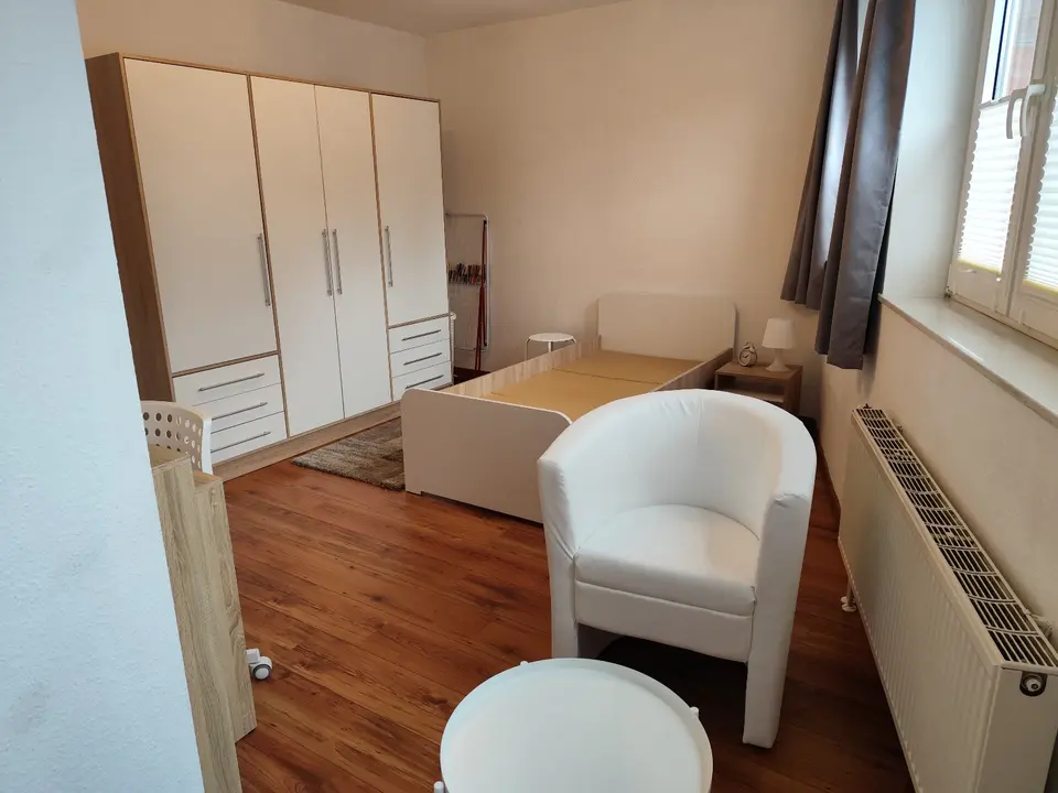 2 Zimmer Wohnung mit 30 m² in Emden – Bild 1